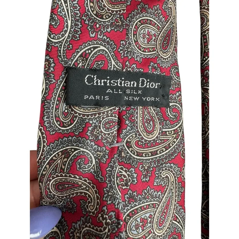 Christian Dior Red Work Career Office Business Silk‎ Paisley Print Scarf